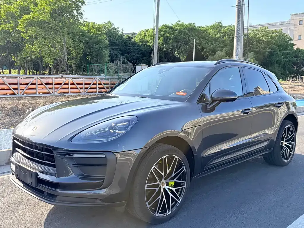 2023 Porsche Macan 2.0T
