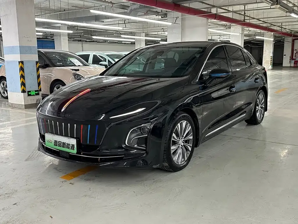 2023 Hongqi E-QM5 560km PLUS