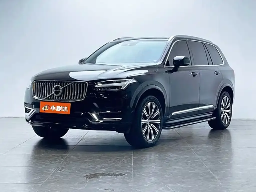 2022 Volvo XC90 B6 Luxury 7