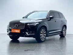 2022 Volvo XC90 B6 Luxury 7, чёрный — фото 1