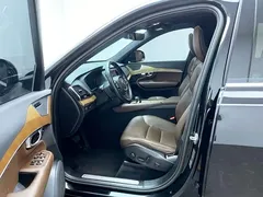 2022 Volvo XC90 B6 Luxury 7, чёрный — фото 7