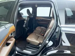 2022 Volvo XC90 B6 Luxury 7, чёрный — фото 8