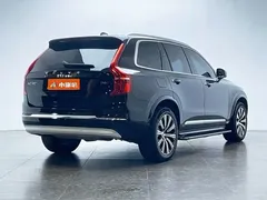 2022 Volvo XC90 B6 Luxury 7, чёрный — фото 13