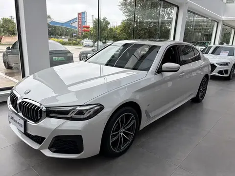 2022 BMW 5 Series 5 525Li M