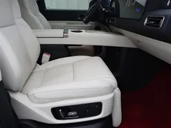 2025 Li Auto MEGA Home, белый — фото 8