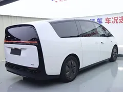 2025 Li Auto MEGA Home, белый — фото 28
