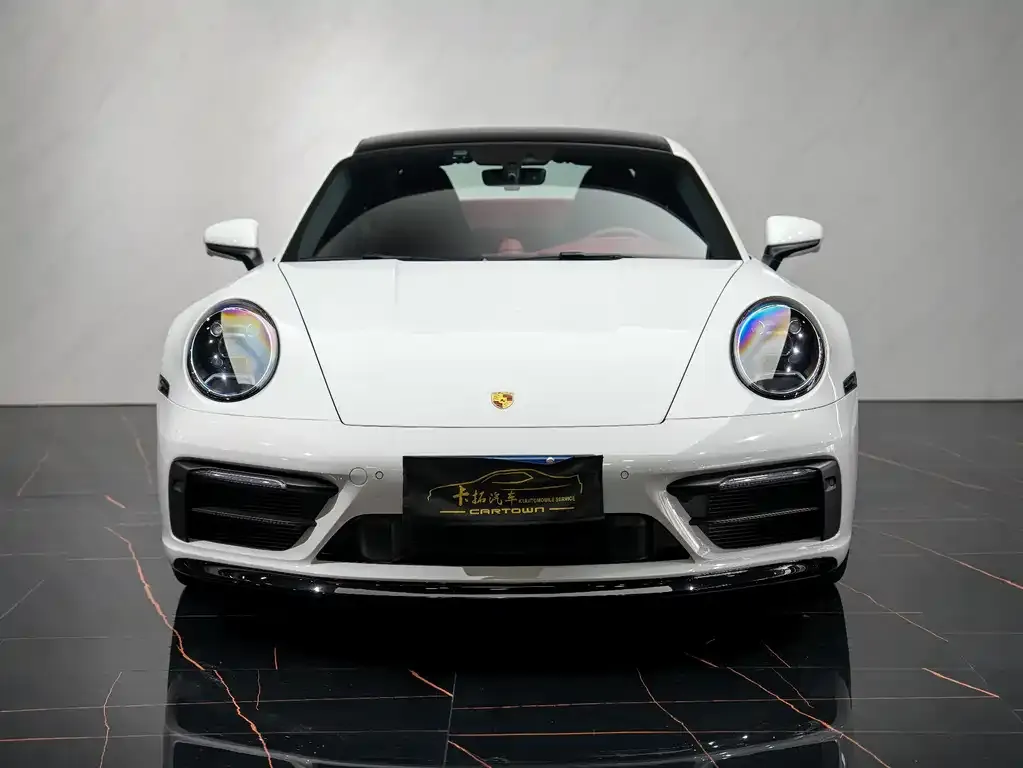 2023 Porsche 911 Carrera S 3.0T