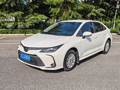 2021 Toyota Corolla 1.2T S-CVT Pioneer, белый — фото 1