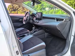 2021 Toyota Corolla 1.2T S-CVT Pioneer, белый — фото 9