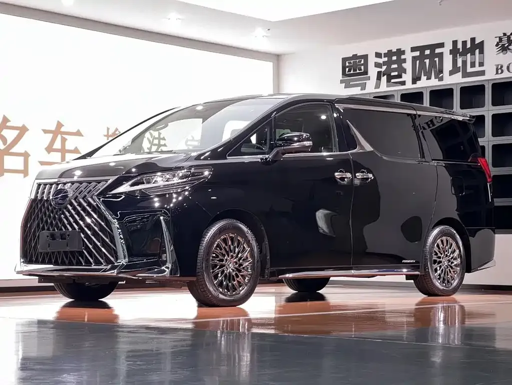 2020 Lexus LM 300h