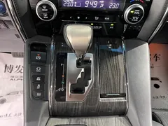 2020 Lexus LM 300h, чёрный — фото 22
