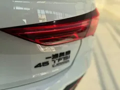 2023 Audi Q3 Sportback 45 TFSI quattro, белый — фото 16