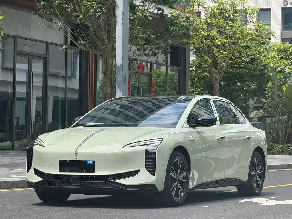 2025 Hongqi EH7 600 Smart Selection