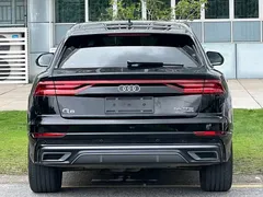 2022 Audi Q8 55 TFSI, чёрный — фото 5