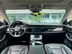2022 Audi Q8 55 TFSI, чёрный — фото 22