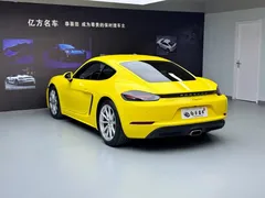 2022 Porsche 718 Cayman 2.0T — фото 13