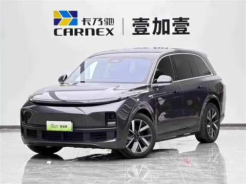 2023 Li Auto L8 Air