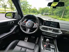 2020 BMW X5 M, чёрный — фото 10