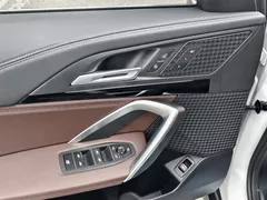 2023 BMW X1, белый — фото 17