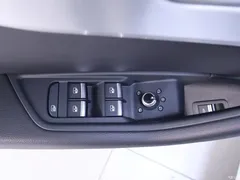 2022 Audi A4L 40 TFSI Luxury Sport, белый — фото 17
