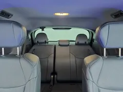 2023 Toyota Sienna 2.5L Hybrid Premium, белый — фото 19