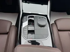 2023 BMW 3 Series 320Li M Sport Package, синий — фото 13