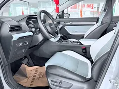 2022 Geely Emgrand S 1.4T CVT — фото 4