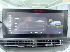 2022 Geely Emgrand S 1.4T CVT — фото 10