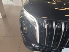 2023 Hongqi HS7 2.0T AT 4WD — фото 4