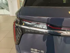 2023 Hongqi HS7 2.0T AT 4WD — фото 30