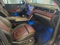 2023 Hongqi HS7 2.0T AT 4WD — фото 35