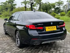 2023 BMW 5 Series 5 530Li M, чёрный — фото 18
