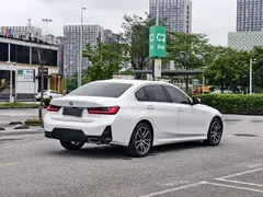 2023 BMW 3 Series 320Li M Sport Package, белый — фото 4