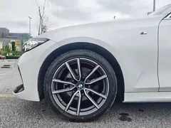 2023 BMW 3 Series 320Li M Sport Package, белый — фото 7