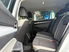 2021 Volkswagen Golf 200TSI DSG, белый — фото 7
