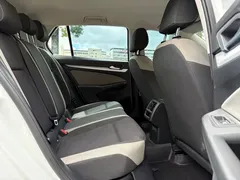 2021 Volkswagen Golf 200TSI DSG, белый — фото 9