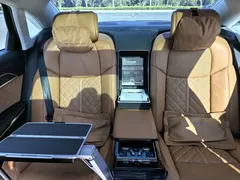2022 Audi A8L Horch, чёрный — фото 13