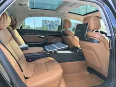 2022 Audi A8L Horch, чёрный — фото 14