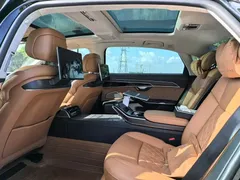 2022 Audi A8L Horch, чёрный — фото 15
