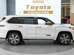 2023 Toyota Sequoia 3.5T, белый — фото 4