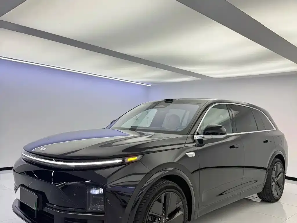 2025 Li Auto L7 Max