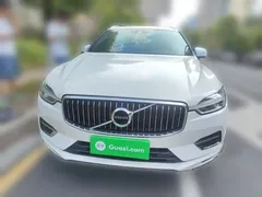 2021 Volvo XC60 4WD Luxury, белый — фото 24