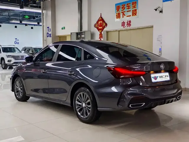 2026 MG MG5 180DVVT Luxury