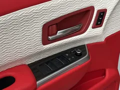 2021 Toyota Sienna 2.5L Hybrid Platinum, белый — фото 18