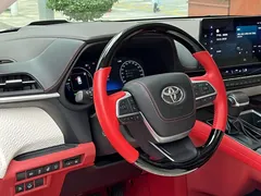2021 Toyota Sienna 2.5L Hybrid Platinum, белый — фото 23