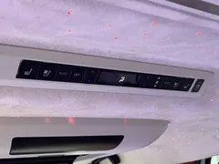 2021 Toyota Sienna 2.5L Hybrid Platinum, белый — фото 26