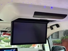 2021 Toyota Sienna 2.5L Hybrid Platinum, белый — фото 27