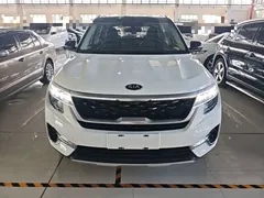 2020 Kia Seltos 1.5L CVT Trend, белый — фото 3