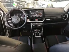 2020 Kia Seltos 1.5L CVT Trend, белый — фото 6
