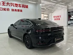 2025 BYD Han 125KM, чёрный — фото 5